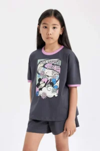 DeFacto Girl's Disney Mickey & Minnie Pajama Set Short Sleeve Top Shorts - Image 4