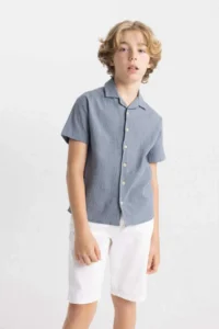 DeFacto Oversize Wide Fit Polo Neck Seersucker Textured Short Sleeve Shirt Boy - Image 4