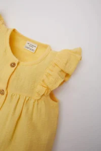 DeFacto Crew Neck Seersucker Textured Short Sleeve Shirt for Baby Girl - Image 3