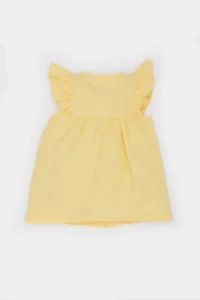 DeFacto Crew Neck Seersucker Textured Short Sleeve Shirt for Baby Girl - Image 4