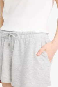 DeFacto Regular Fit Lace Waist Normal Waist Straight Leg Shorts - Image 3