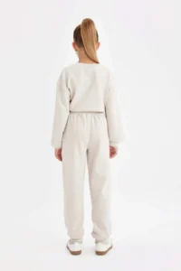 DeFacto Girls' Elastic Waist Pocket Jogger School Sweatpants - Image 6