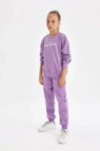 DeFacto Girls' Elastic Waist Pocket Jogger School Sweatpants - Image 3