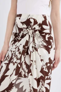 DeFacto Floral Patterned Normal Waist Viscose Slit Maxi Skirt - Image 5