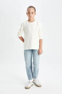 DeFacto Girl's Mom Fit Ripped Detailed Skinny Leg Pocket Jean Trousers C8532a824au