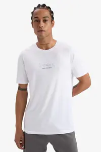 DeFacto Standard Fit Soft Touch Crew Neck Printed Short Sleeve T-Shirt - Image 5