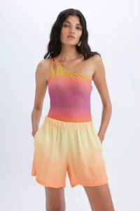 DeFacto High Waist Short Hem Satin Shorts - Image 3