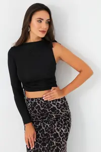 Cool & Sexy Women Black Drawstrable Single Arm Blouse