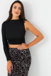 Cool & Sexy Women Black Drawstrable Single Arm Blouse - Image 5
