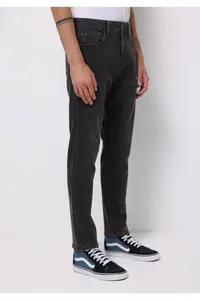 Colin's Regular Fit Mid Waist Tapered Leg Men's Black Jeans Pants - Image 4