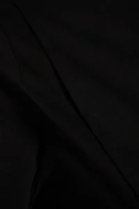 Trendyol Curve Black Crew Neck Stitching Detailed 100% Cotton Knitting Crop T-Shirt - Image 7