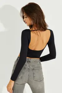 Cool & Sexy Women Black Back Light Crop Blouse