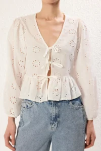 TRENDYOLMİLLA White embroidery Material Binding Detailed Regular Normal Pattern Weaving Shirt - Image 3
