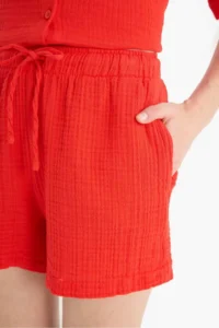 DeFacto 100% Cotton Relax Fit High Waist Short Leg White Muslin Shorts - Image 6
