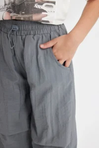 DeFacto Girl's Gray Parachute Jogger Pants with Elastic Waist and Leg Pockets - Image 5