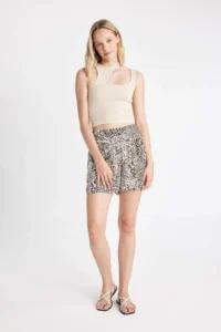 DeFacto Normal Waist Short Leg Leopard Patterned Moroccan Shorts Skirt - Image 7