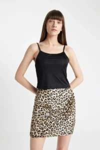 DeFacto Leopar Desenli Normal Bel Saten Mini Etek - Image 5