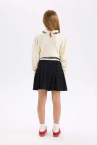 DeFacto Black Basic Plain Buttoned Pleated Twill School Skirt for Girls - Image 6