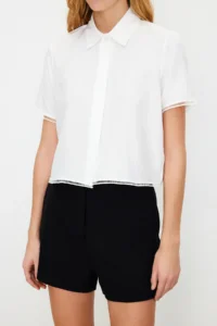 TRENDYOLMİLLA Ecru Short Sleeve Crop Lace Cupra Material Weaving Shirt - Image 5