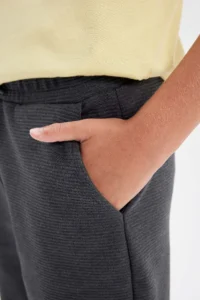 DeFacto Weaving Etiketli Shorts Boys' - Image 6