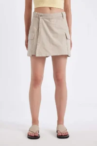 DeFacto Regular Fit Normal Waist Cargo Pocket Gabardine Shorts Skirt - Image 4