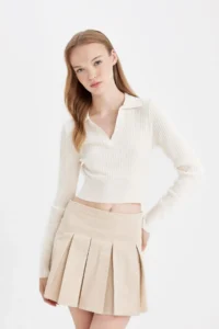 DeFacto Pleated Normal Waist Basic Plain Gabardine Mini Skirt - Image 4