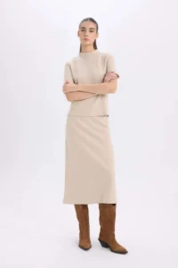 DeFacto A-Cut Elastic Waist Basic Straight Normal Waist Maxi Skirt - Image 2