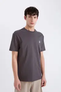 DeFacto 100% Cotton Regular Fit Crew Neck Back Printed Short Sleeve T-Shirt - Image 4