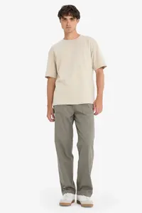 DeFacto 100% Cotton Boxy Fit Crew Neck Basic Plain Short Sleeve T-Shirt - Image 2