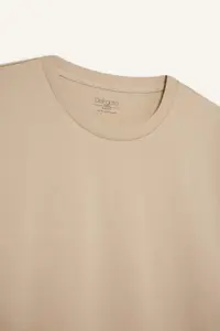 DeFacto 100% Cotton Boxy Fit Crew Neck Basic Plain Short Sleeve T-Shirt - Image 8