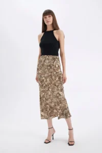 DeFacto A-Line Snakeskin Patterned Leather Maxi Skirt with Elastic Waist - Image 5