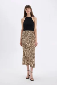 DeFacto A-Line Snakeskin Patterned Leather Maxi Skirt with Elastic Waist - Image 8