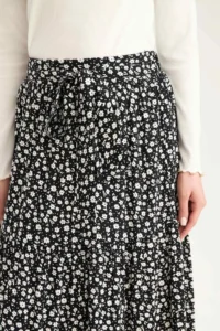 DeFacto Floral Patterned Waisted Viscose Maxi Skirt - Image 5