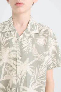 DeFacto Oversize Wide Fit Polo Neck Palm Tree Patterned Short Sleeve Shirt Boy - Image 5