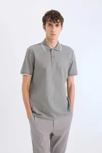 DeFacto Regular Fit Polo Neck Short Sleeve Textured Waffle T-Shirt - Image 3
