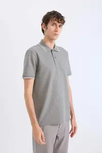 DeFacto Regular Fit Polo Neck Short Sleeve Textured Waffle T-Shirt - Image 4