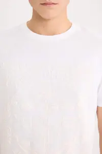 DeFacto 100% Cotton Regular Fit Crew Neck Printed Short Sleeve T-Shirt - Image 4