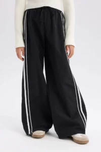 DeFacto Elastic Waist Wide Leg Trousers for Girls - Image 4
