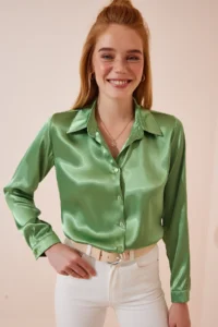 Happiness İstanbul Women's Pistachio Green Lightly Flowing Satin Surface Shirt