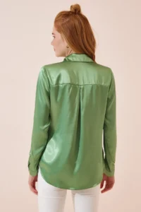 Happiness İstanbul Women's Pistachio Green Lightly Flowing Satin Surface Shirt - Image 5