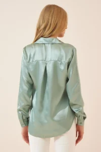 Happiness İstanbul Women's Green Lightly Flowing Satin Surface Shirt - Image 2