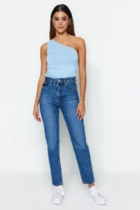 TRENDYOLMİLLA Light Blue High Waist Mom 100% Cotton Non-Stretch jeans - Image 6