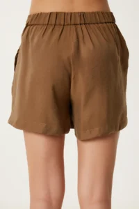 Happiness İstanbul Women's Light Brown Pocketed Flowy City Length Ayrobin Shorts - Image 5