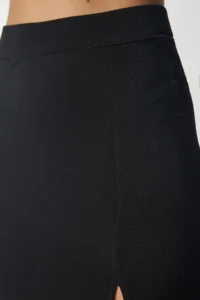 Happiness İstanbul Women Black Crop Skirt Sandy Knitting Set - Image 5
