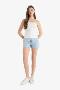 DeFacto 100% Cotton Mom Fit High Waist Cut Out Jean Shorts