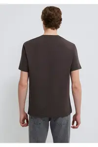Mavi Koyu Kahve Men T-Shirt m0612733-70219 - Image 6
