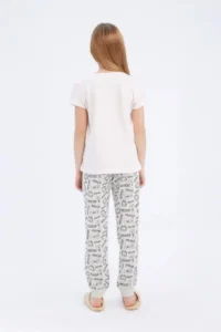 DeFacto Garfield Pajama Set Short Sleeve Top with Elastic Waist Long Bottom Girl Child - Image 5