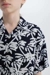 DeFacto Oversize Wide Fit Polo Collar Patterned Short Sleeve Shirt Boy - Image 5