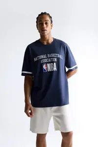 DeFacto 100% Cotton NBA Wordmark Oversize Wide Fit Crew Neck Short Sleeve T-Shirt - Image 3