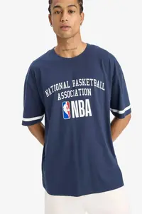 DeFacto 100% Cotton NBA Wordmark Oversize Wide Fit Crew Neck Short Sleeve T-Shirt - Image 4